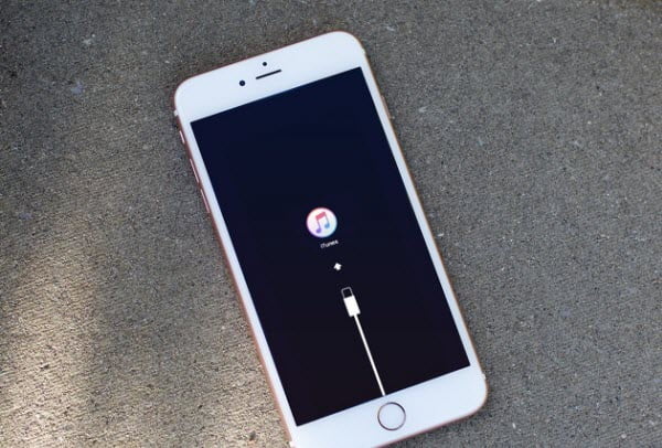 صورة لـ شرح لكيفة تخطي قفل الحماية بعد ضياعه في هاتفك Iphone | iphone-2-DzTechs