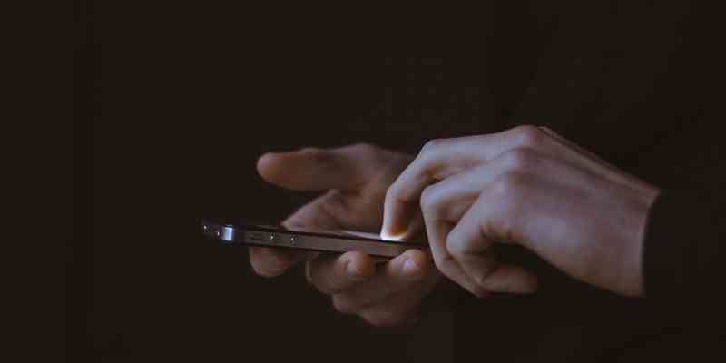 صورة لـ كيفية تصفية ومنع المكالمات غير المرغوب فيها على iPhone و iPad | Spam-mte-featured-DzTechs