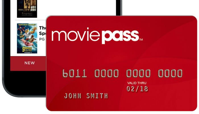صورة لـ كيف يعمل MoviePass لمشاهدة جميع الأفلام، وهل يستحق ذلك؟ | Moviepass-debit-card-DzTechs