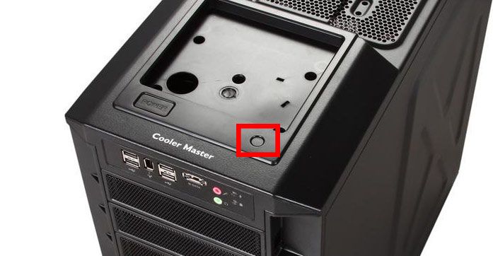 صورة لـ كيفية إعادة تعيين CMOS الخاص بحاسوبك ولماذا قد تحتاج إلى فعل هذا؟ | cmos-reset-case-reset-button-DzTechs