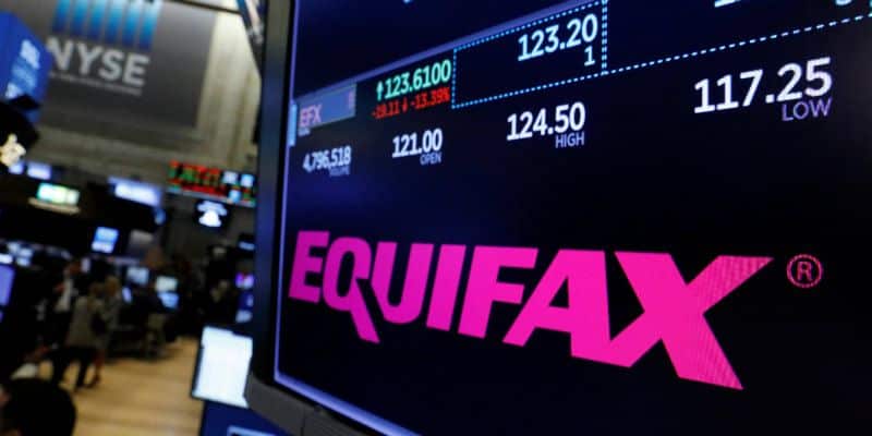 صورة لـ ماذا تفعل إذا كنت قد أصبت باختراق إيكيفاكس Equifax Hack | equifax-hack-feature-DzTechs