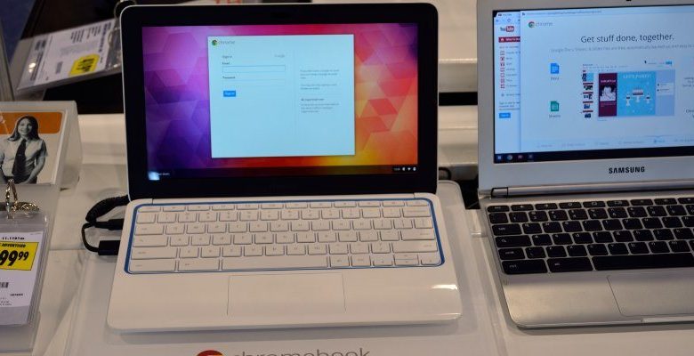 صورة لـ ما هو جهاز Chromebook ، وكيف يختلف عن جهاز الكمبيوتر المحمول العادي؟ | Chromebook-Explain-Featured