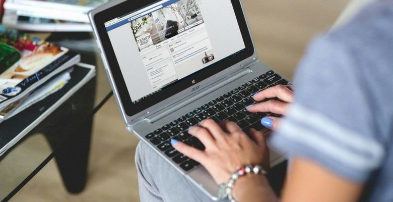 صورة لـ كيفية تنزيل جميع صورك من Facebook وجعلها على جهاز الكمبيوتر الخاص بك | image-2018-04-05-3