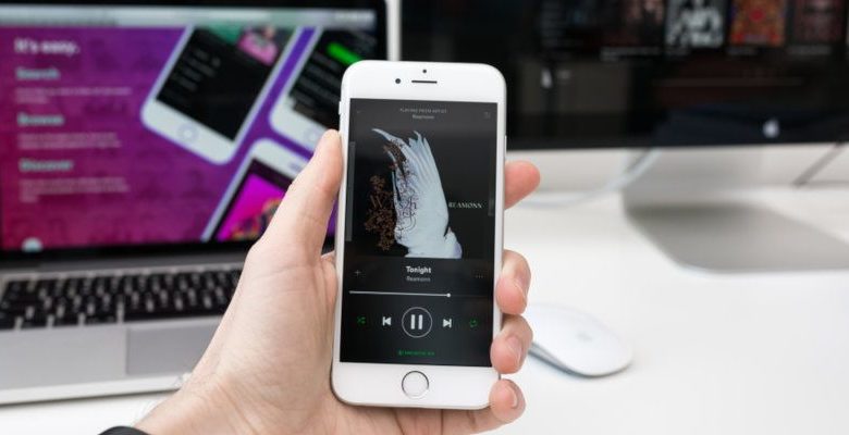 صورة لـ كيفية مشاركة أغنية وقائمة التشغيل على Spotify بطرق سهلة | spotify-share-songs-featured-3