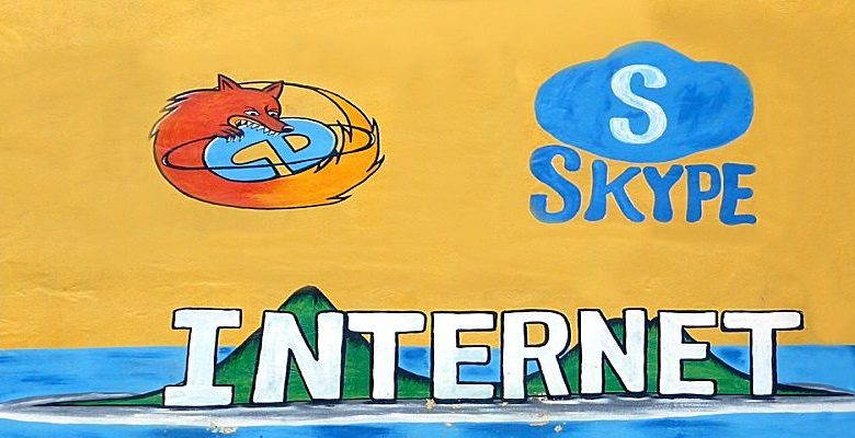 صورة لـ دليل استكشاف الأخطاء وإصلاحها لمحادثات Skype | Skype-Calls-Featured-AnthonyX-Creative-Blogger-Commons-Artist