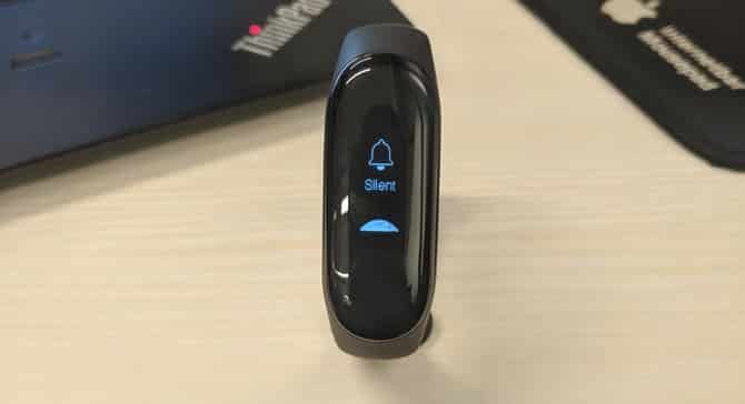 صورة لـ كيفية التحكم بكاميرا جهاز Android الخاص بك باستخدام Mi Band | silent