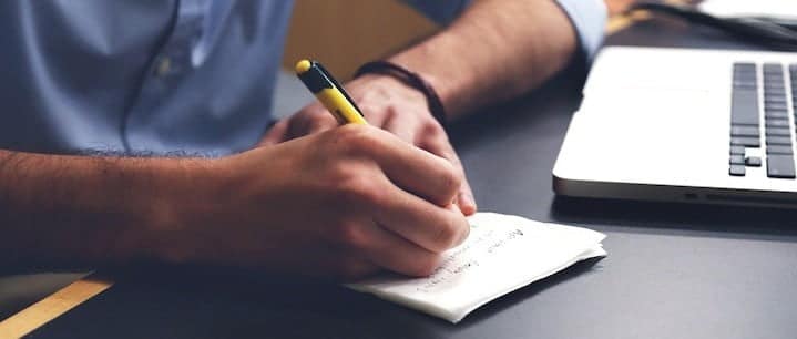 صورة لـ كيف تُحفز نفسك للتدوين عندما تشعر بأنك مُحبط وتُريد تركه | Blog-business-plan-DzTechs