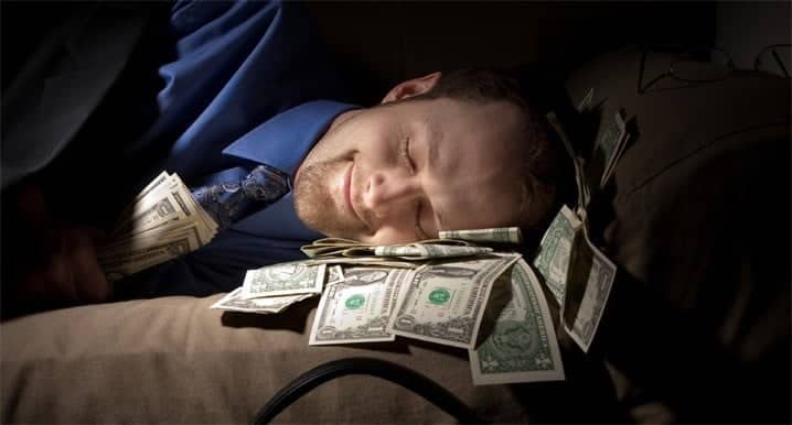 صورة لـ يمكنك الحصول على المال مجاناً الآن: 3695 دولار من خلال 27 طريقة | free_money_sleeping-DzTechs