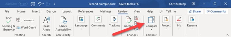 صورة لـ كيف يمكنك دمج مستندين بسهولة في Microsoft Word | merge-word-documents-compare-button-DzTechs