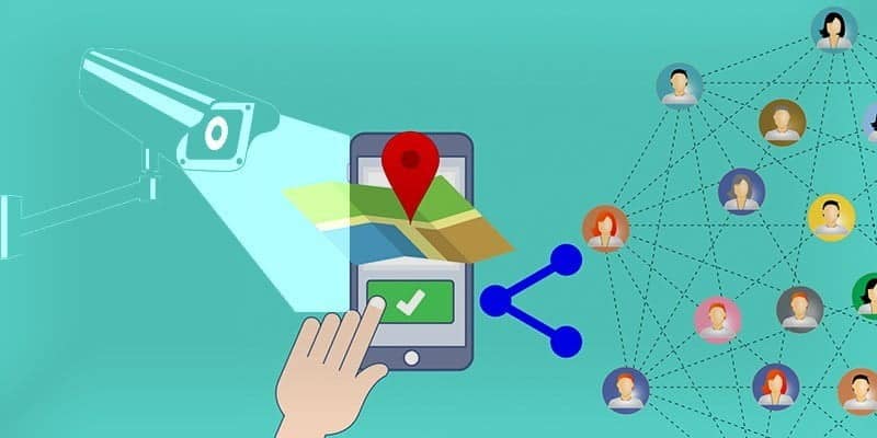 صورة لـ هل يجب أن تكون قلق حول أذونات الموقع التي تمنحها للتطبيقات؟ | location-tracking-feature-DzTechs