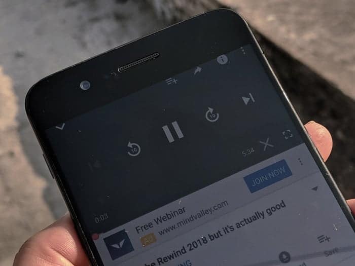 صورة لـ كيف إصلاح مشكلة عدم إختفاء أزرار عناصر التحكم على YouTube | youtube-button-controls-not-hiding-fi2_935adec67b324b146ff212ec4c69054f-DzTechs