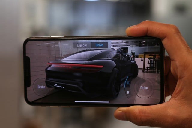 صورة لـ أفضل تطبيقات الواقع المعزز لأجهزة iPhone Xs Max | feature-AR-DzTechs