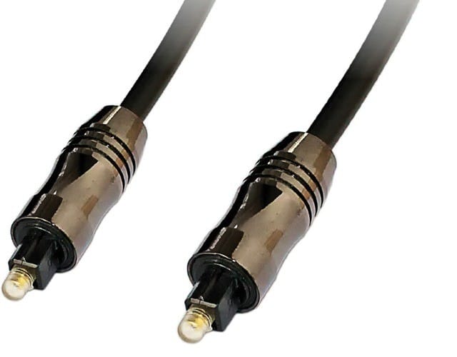 صورة لـ معركة تجربة الصوت: مُقارنة بين الكابل الرقمي (S/PDIF) و HDMI وبين Analog | digital-vs-hdmi-vs-analog-audio-optical-cable-DzTechs