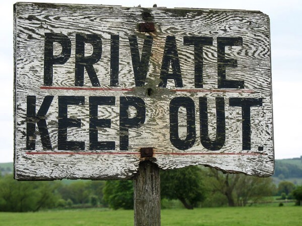 صورة لـ ماذا تفعل إذا كان شخص ما لديه إمكانية الوصول إلى حساب WhatsApp الخاص بك | Whats-Out-DzTechs