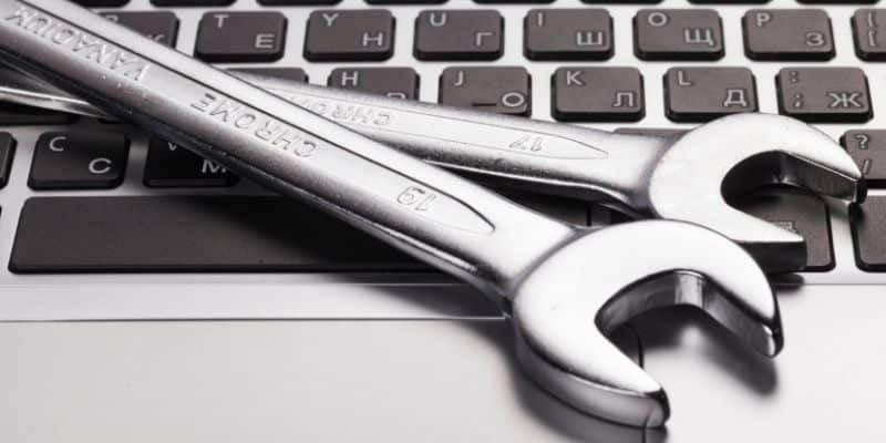 صورة لـ كيف تقرر ما إذا حان الوقت لجهاز كمبيوتر جديد | signs-computer-dying-featured-image-DzTechs