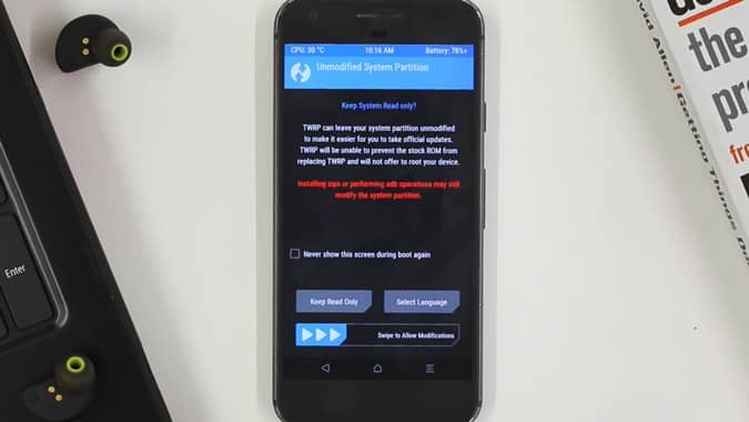 صورة لـ كيفية إزالة جميع تطبيقات Google تماما من نظام Android | twrp_swipe_to_allow_modifications-DzTechs