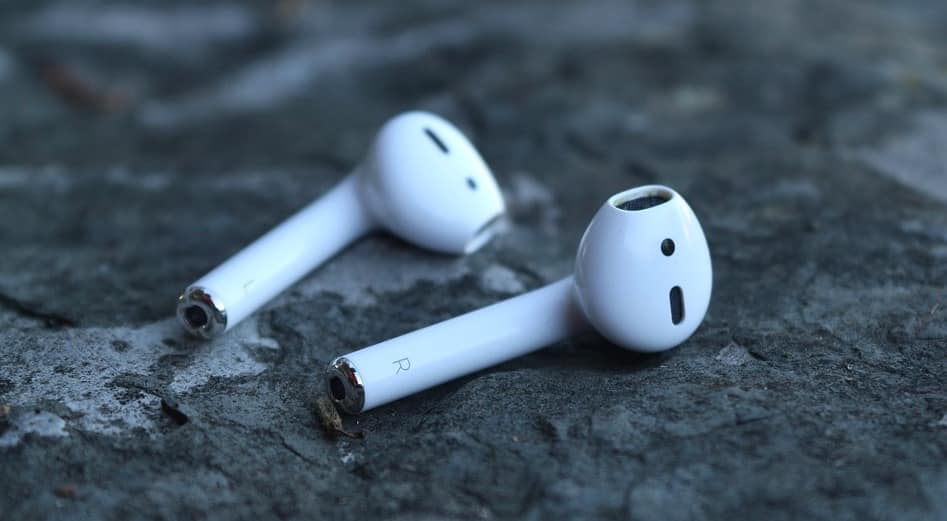 صورة لـ كيفية تغيير اسم AirPods الخاص بك على أي جهاز | Screen-Shot-2019-04-13-at-2.37.48-PM-DzTechs