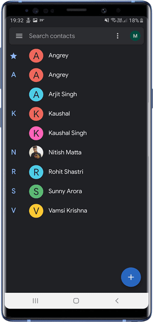صورة لـ مجموعة تطبيقات Android التي تحتوي على الوضع المظلم (+20 تطبيق) | google-contacts-min-DzTechs