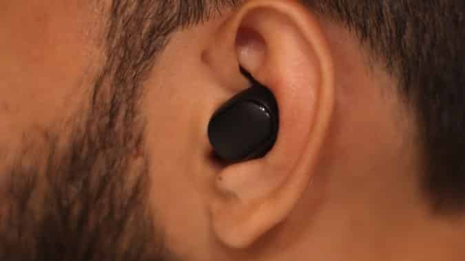 صورة لـ مراجعة لـ Redmi Airdots – سماعات Mi Airdots المحسنة | redmi-airdots-in-ear-min-DzTechs