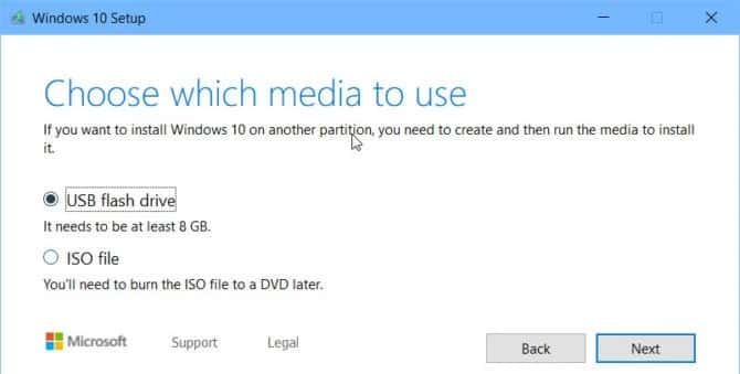 صورة لـ أداة إنشاء وسائط Windows 10 للترقية إلى الإصدار 1903 | Choose-which-media-to-use-670x339-min-DzTechs