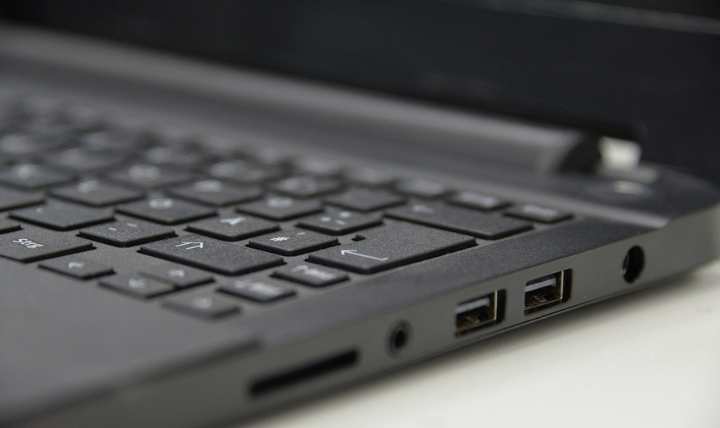 صورة لـ كيفية تمكين ميزة الإزالة السريعة لمحركات أقراص USB على Windows | USB-quick-removal-computer-drives-min-DzTechs