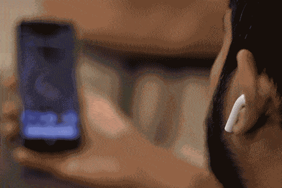 صورة لـ أفضل تطبيقات Airpods لنظام Android للحصول على تجربة مثل iPhone | assistant-DzTechs