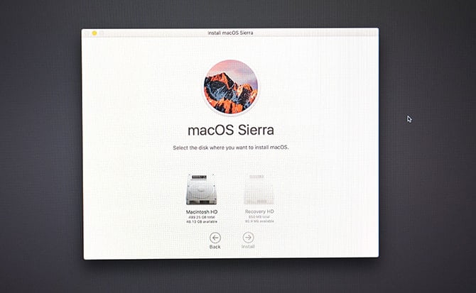 صورة لـ ماذا تفعل عندما لا يتم تشغيل MacOS الخاص بك | reinstall-macos-min-DzTechs