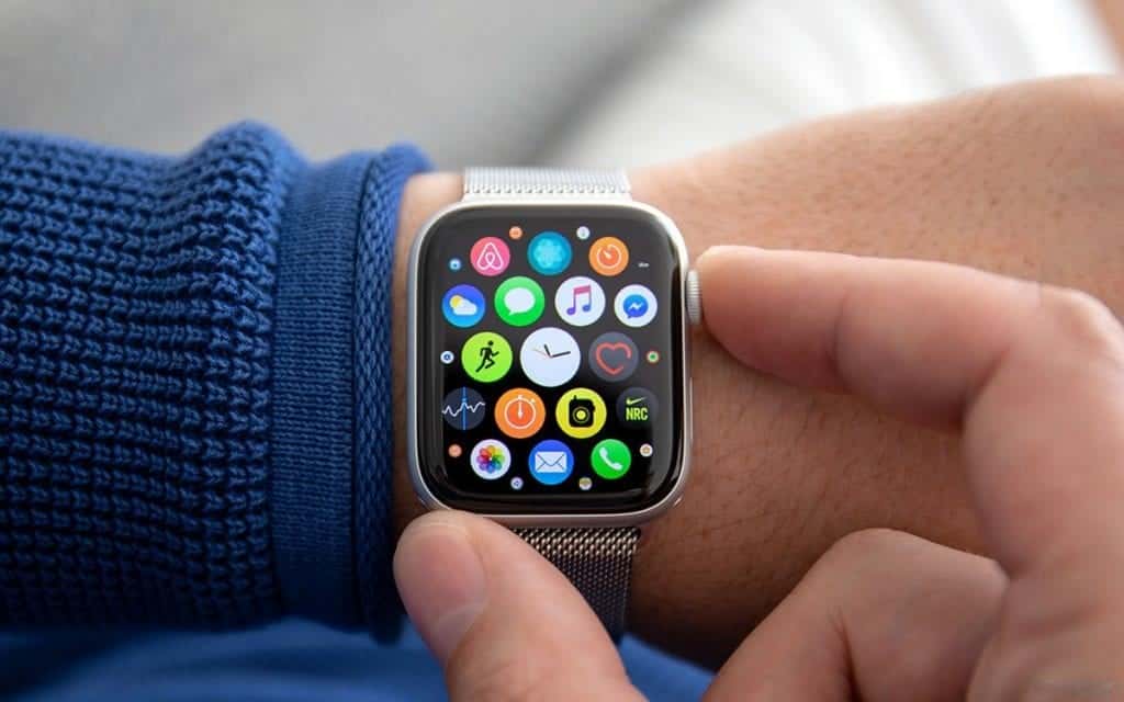 صورة لـ أفضل ميزات watchOS لتجربتها على Apple Watch | WatchOS-6-Best-Features-1024x640-min-min-DzTechs