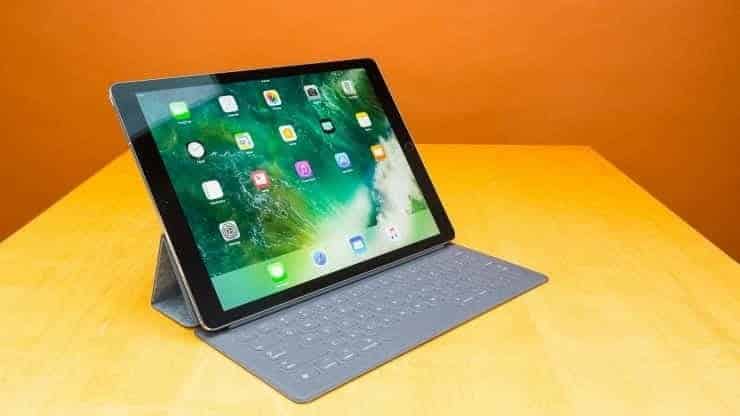 صورة لـ أي جهاز iPad ينبغي أن تشتري؟ اكتشف أفضل جهاز iPad المناسب لك | apple-ipad-pro-129-inch-2017_fcg5.740-min-DzTechs