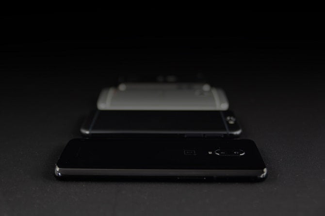 صورة لـ هل ترغب في ترقية هاتفك الذكي؟ أسئلة عليك طرحها قبل أن تفعل ذلك | smartphones-compared-in-a-line-min-DzTechs