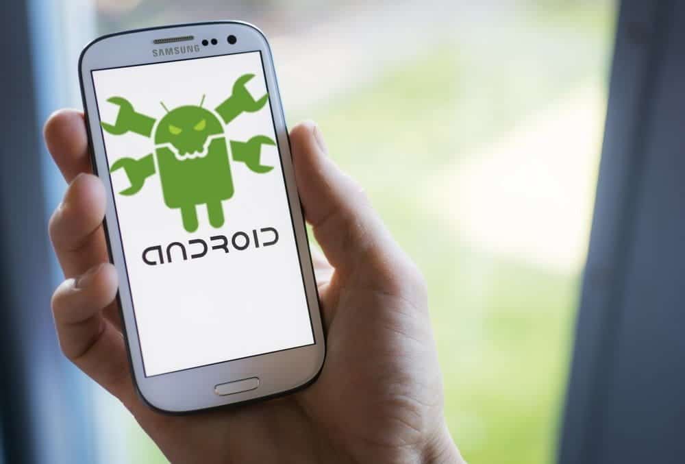 صورة لـ كيف يمكن استخدام إمكانية الوصول في Android لاختراق هاتفك | shutterstock_182053310-hd8f5Ifs-DzTechs