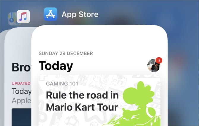 صورة لـ لم تتمكن من تنزيل التطبيقات على الـ iPhone الخاص بك؟ أفضل الحلول لتجربتها | App_Switcher_view_on_iPhone_with_App_Store-J3SNZIfs-DzTechs