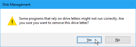 صورة لـ كيفية إخفاء الملفات والمجلدات ومحركات الأقراص في Windows 10 | 17_Warning_about_removing_drive_letter-TSNFsSfs-DzTechs