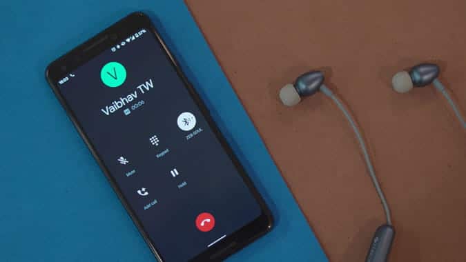 صورة لـ مراجعة السماعات اللاسلكية Zebronics Zeb-Soul التي توضع حول الرقبة – هل تستحق الشراء؟ | call_quality-X90A7Mfs-DzTechs