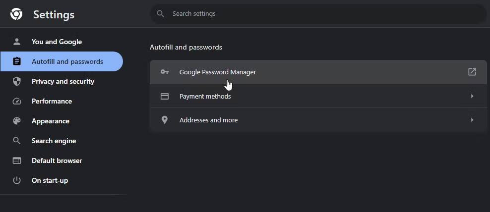 صورة لـ كيفية عرض كلمات السر المحفوظة في Google Chrome (ومنع الآخرين من الوصول إليها) | chrome-passwords-manager-option