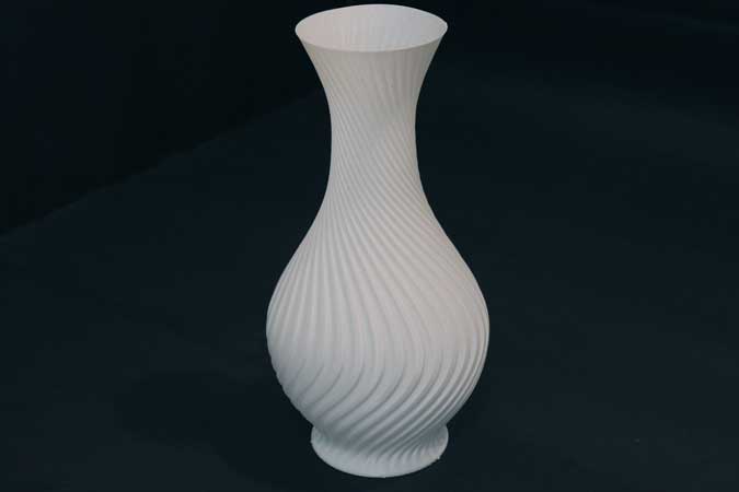 صورة لـ مراجعة Ender 3 Pro: هل هي أفضل طابعة ثلاثية الأبعاد بسعر معقول؟ | vase-DzTechs