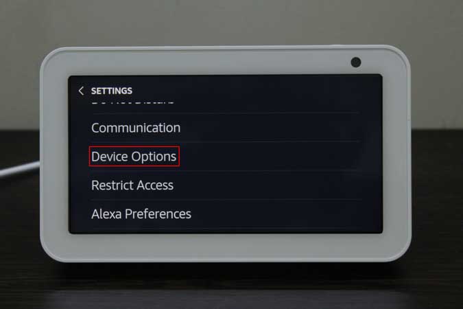 صورة لـ كيفية إعداد Amazon Echo Show 5 لأول مرة | device-options-DzTechs
