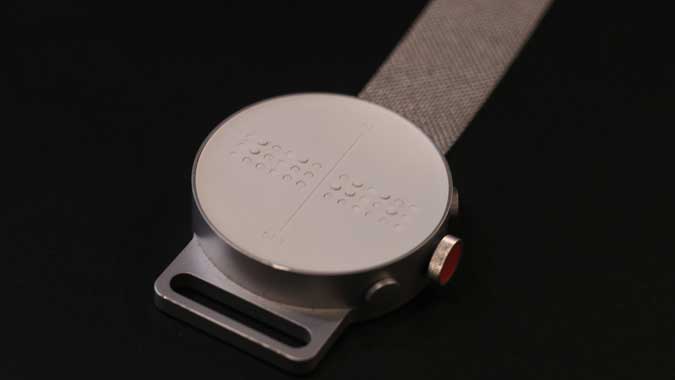 صورة لـ مُراجعة Dot Watch 3: الساعة الذكية الأولى في العالم التي تحتوي على تقنية برايل | dots-DzTechs