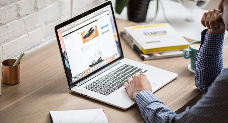 صورة لـ أشياء مُمتعة يمكنك القيام بها عبر الإنترنت عندما تشعر بالإبداع | how_to_get_a_website_published_on_the_internet-Q7n9BOfs-DzTechs