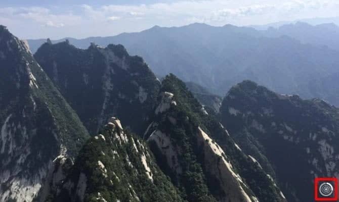 صورة لـ كيفية تنزيل الصور ومقاطع الفيديو من iCloud | Loading-bar-in-Photos-app-on-iPhone-670x400-DzTechs