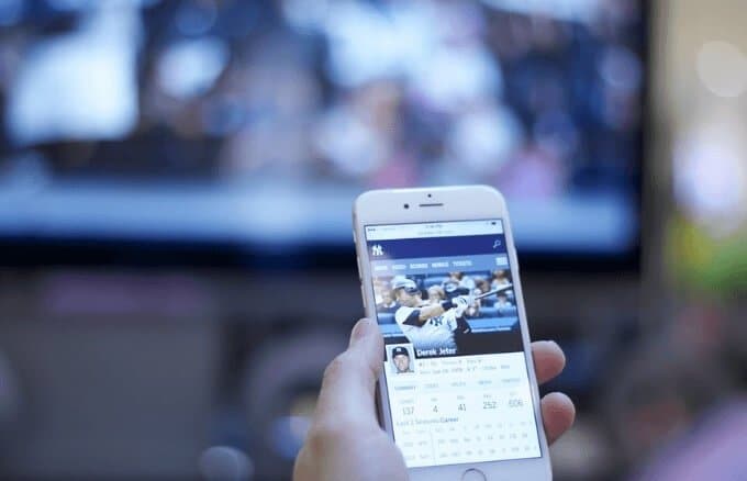 صورة لـ كيفية توصيل هاتفك بالتلفزيون لاسلكيًا | connect-phone-to-tv-wirelessly-ios-DzTechs