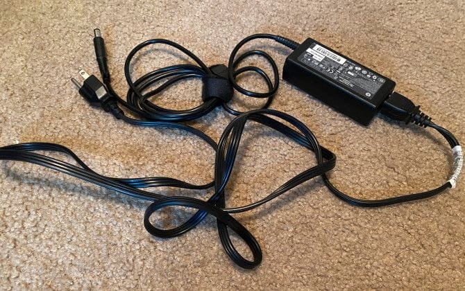 صورة لـ هل الكمبيوتر المحمول موصول بالكهرباء ولكن لا يشحن؟ أفضل الخطوات لحل مشكلتك | 1C_AYjc_S9JM3AwPbkL9xBw-DzTechs