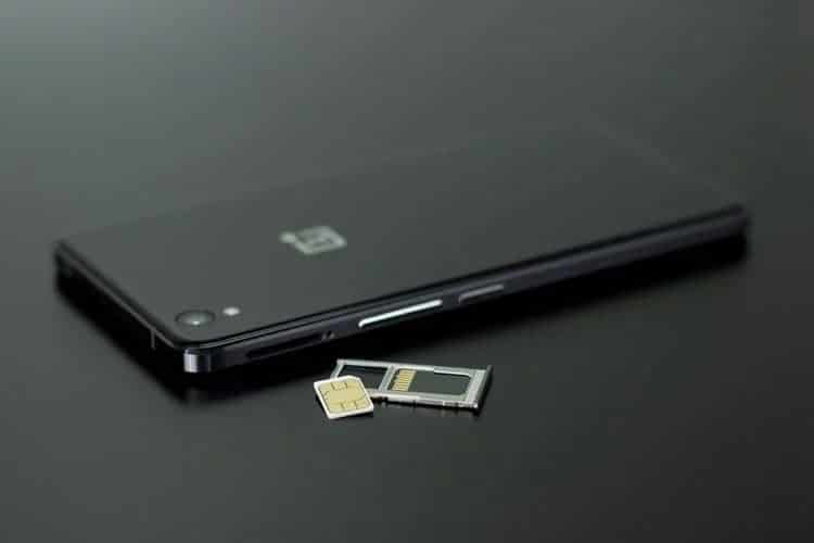صورة لـ كيفية إلغاء تأمين بطاقة SIM لهاتف Android الذكي أو الجهاز اللوحي | 1G7vQRnryiDzJlmktHNGxeA-DzTechs
