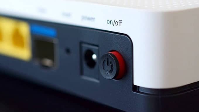 صورة لـ تنزيل التطبيقات من Microsoft Store بطيء؟ أفضل الطرق لتحسينه | 1pOV2bYJAbqiKe5B2YElibg-DzTechs