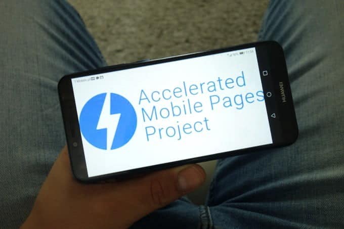 صورة لـ ما هي صفحات AMP لـ WordPress وكيفية استخدامها | 1lTH-T5yrTUih3zSUvCm0cA-DzTechs