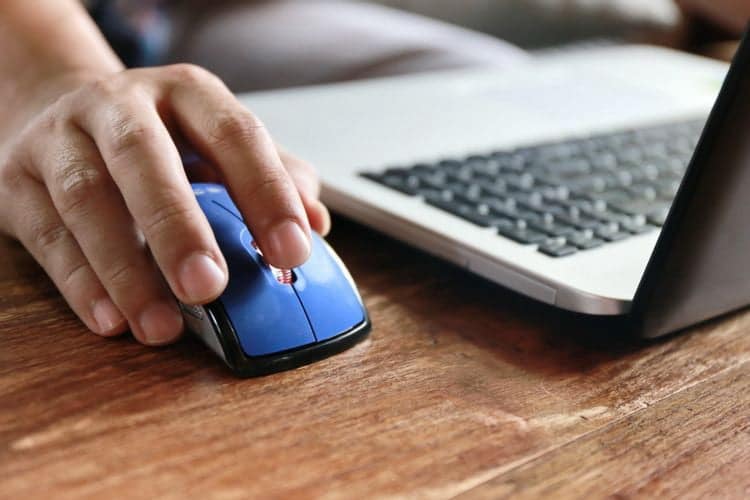 صورة لـ ما هي حساسية الماوس (نقطة لكل بوصة) وهل يمكن أن تجعل الألعاب أسهل؟ | 1JEDl4mr73AN0Jf6pUxtgzg-DzTechs