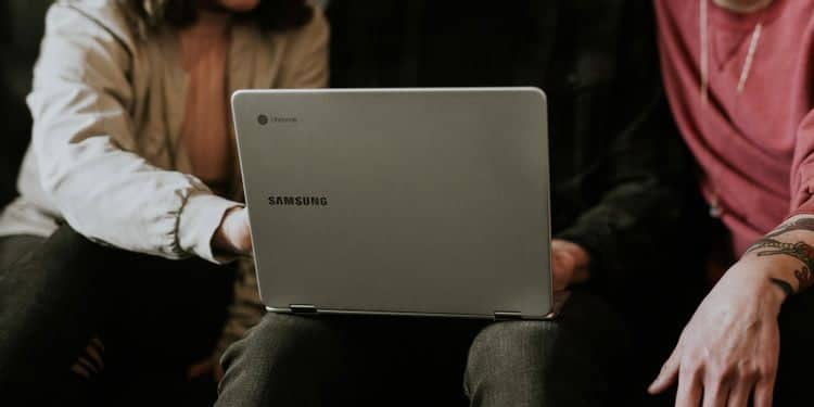 صورة لـ أسباب تفضيل Chromebook على كمبيوتر محمول يعمل بـ Windows | 10MN0-udN_3dj7lu1n-NL8g-DzTechs