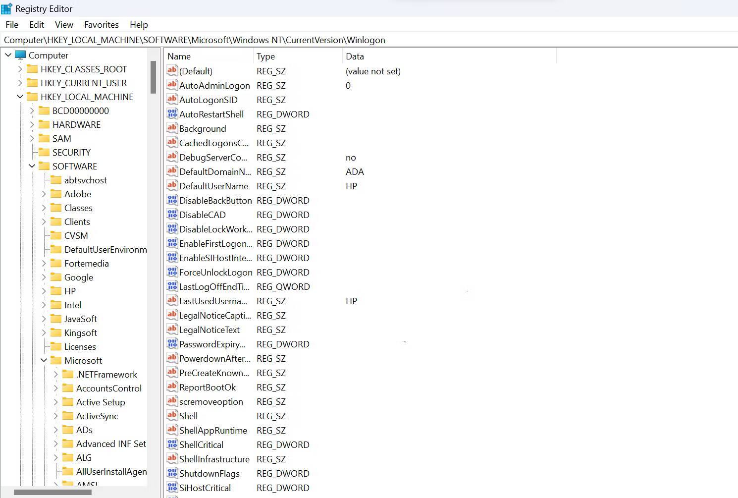 صورة لـ أفضل الطرق لتسجيل الدخول تلقائيًا إلى حساب المستخدم على Windows 10/11 | regedit-auto-login-page