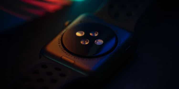 صورة لـ أهم الميزات التي نريد رؤيتها مع Apple Watch Series 7 | 1DnnIeBz1gEljUO1qc0K7Mg-DzTechs