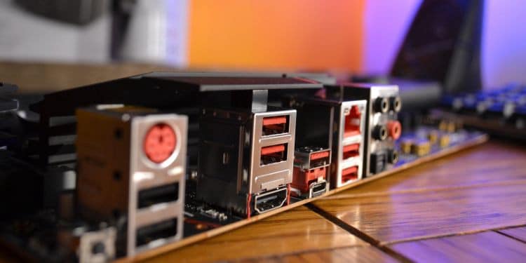 صورة لـ ما هو زر BIOS Flash على اللوحة الأم وكيف يعمل؟ | 1drmJ33IIqs-1A3zrMCPbKg-DzTechs